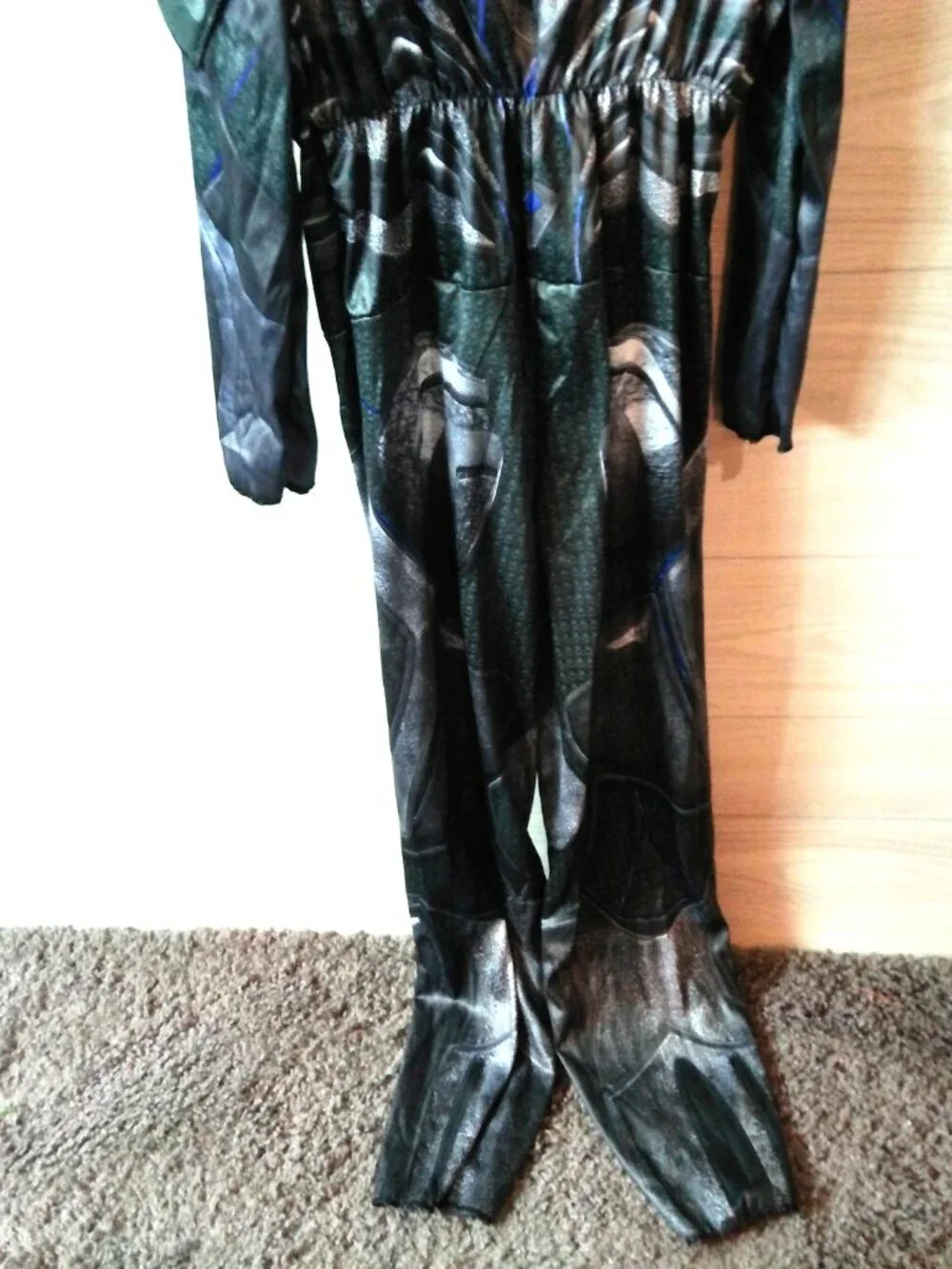 Design halloween costume